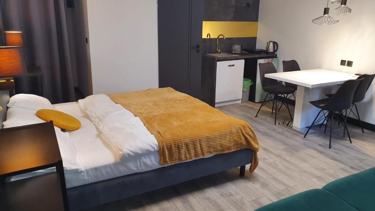Dom Goscinny Zlota Rybka Dziwnów Buitenkant foto